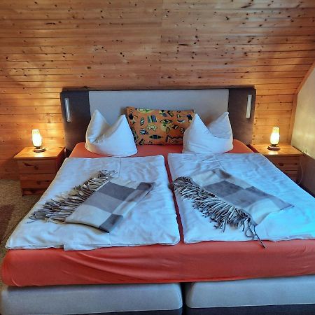 Leuchtturmblick - Ferienwohnung Fuer Die Familie In Grieben Insel Hiddensee Extérieur photo