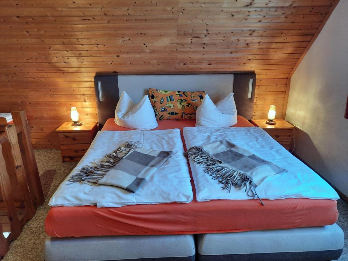 Leuchtturmblick - Ferienwohnung Fuer Die Familie In Grieben Insel Hiddensee Extérieur photo
