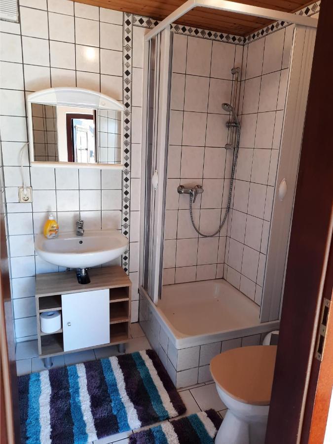 Leuchtturmblick - Ferienwohnung Fuer Die Familie In Grieben Insel Hiddensee Extérieur photo